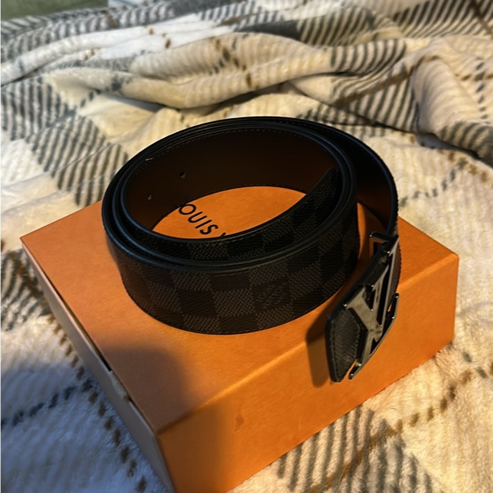 Louis Vuitton Black Belt with Silver Buckle - Picture 3 of 4
